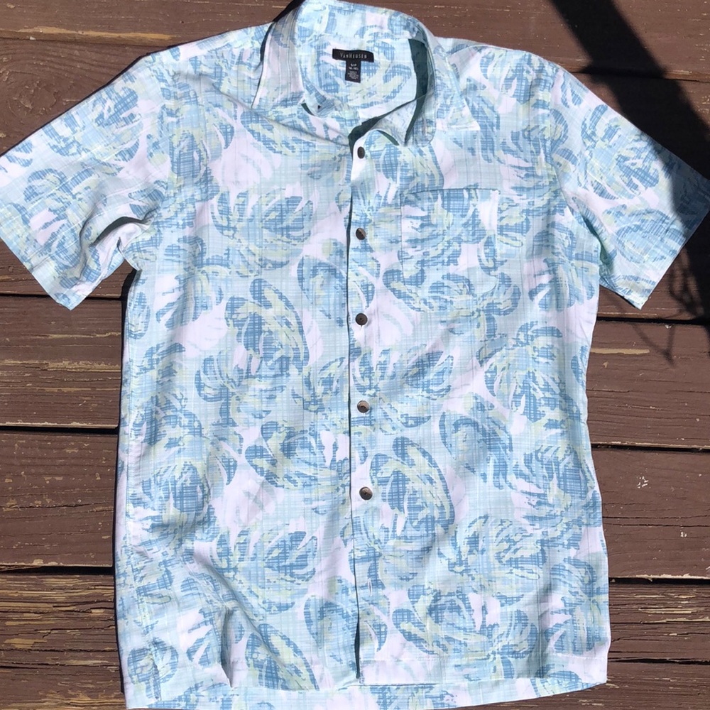 Casual men’s button down